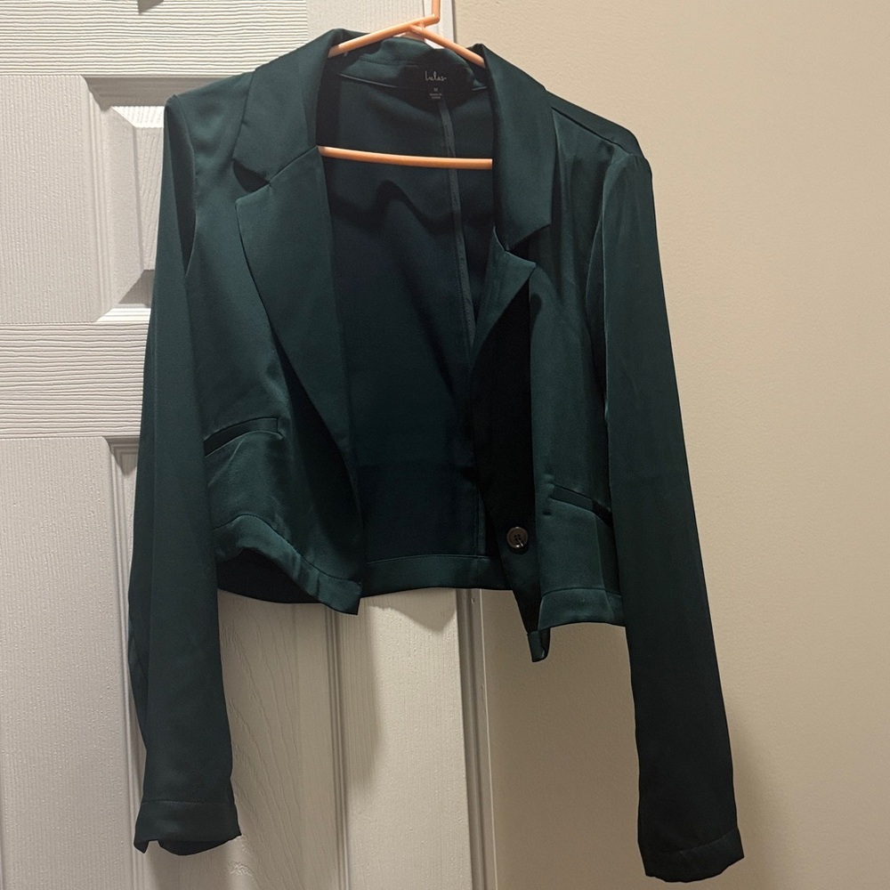 Lulu's Emerald Green Cropped Blazer